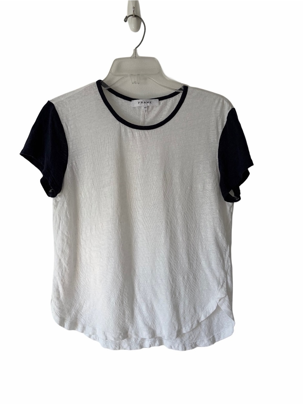 Frame Linen Baby White Tee with Blue Trim and Short Sleeves size small